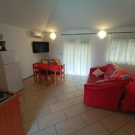 Apartment Studio Ta-Ti Умаг Экстерьер фото